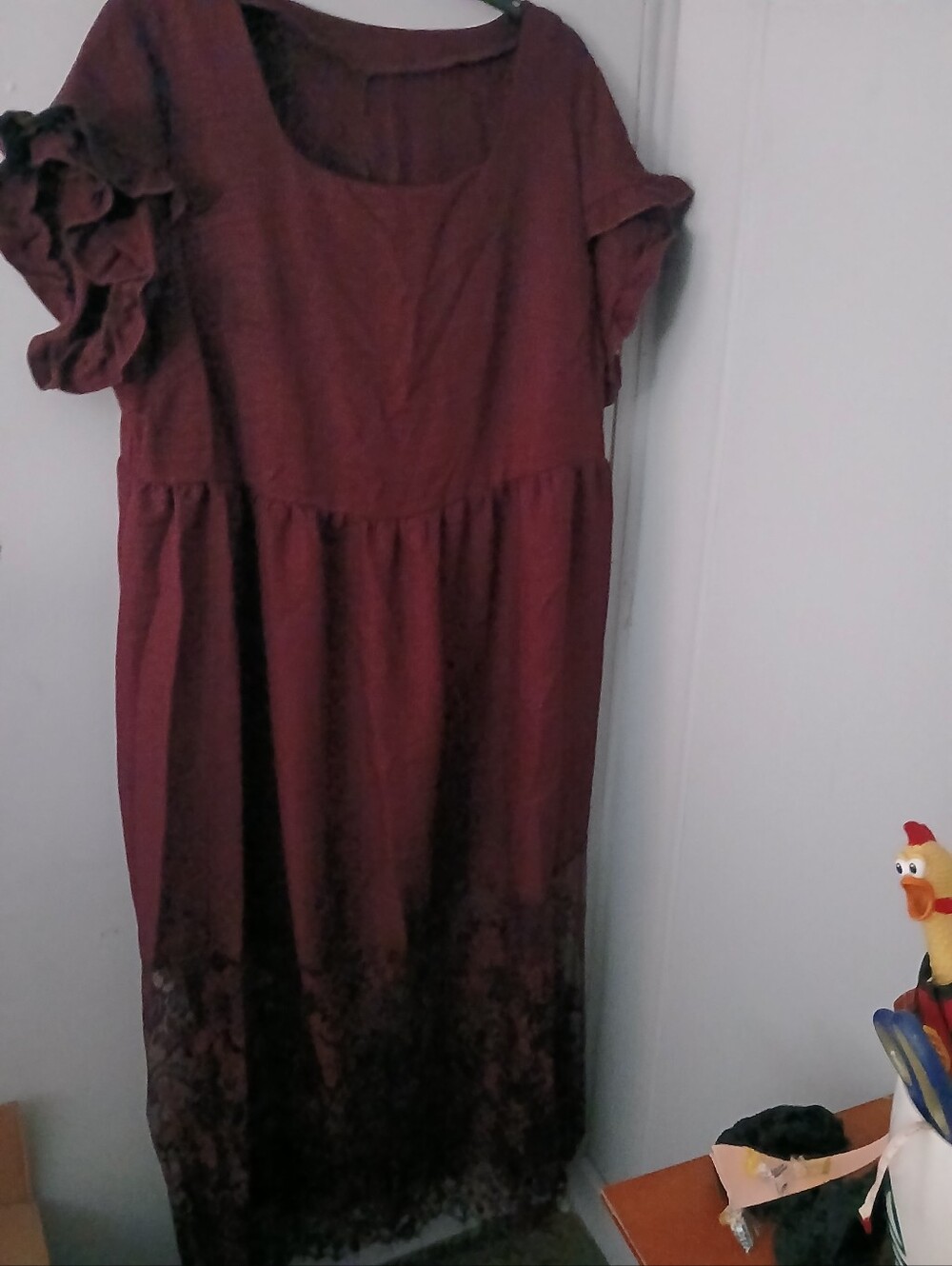 Womens Maroon Tiered Dress Plus Size - Picture 6 of 6